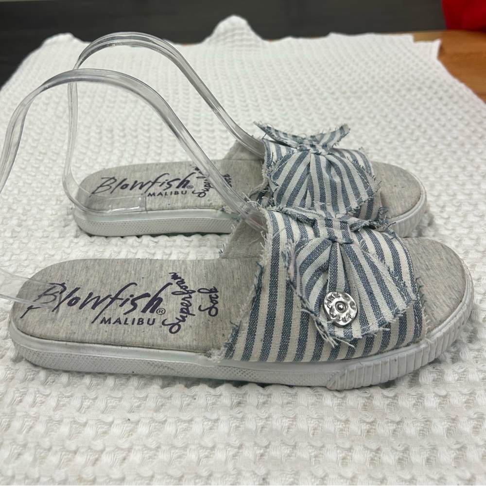 NWOT! Blowfish Malibu Felina  Striped Slide Sandals w/ Bow.